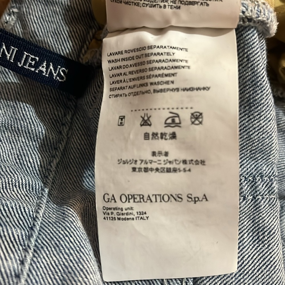 Armani Jeans denim FABULOUS conditions - Picture 7 of 7